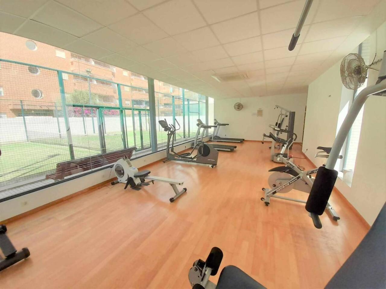 Ayf 200M Del Mar 2 Piscinas Pista De Padel Y Gym Oropesa del Mar Eksteriør bilde