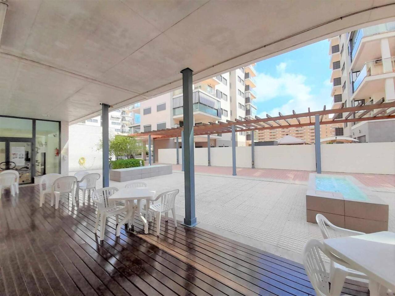 Ayf 200M Del Mar 2 Piscinas Pista De Padel Y Gym Oropesa del Mar Eksteriør bilde